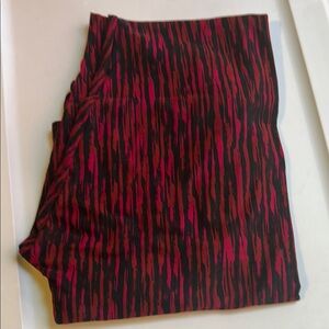 Red and Black Patterned Lularoe Leggings